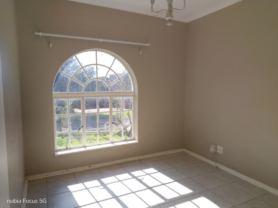 3 Bedroom Property for Sale in Paradise Beach Eastern Cape